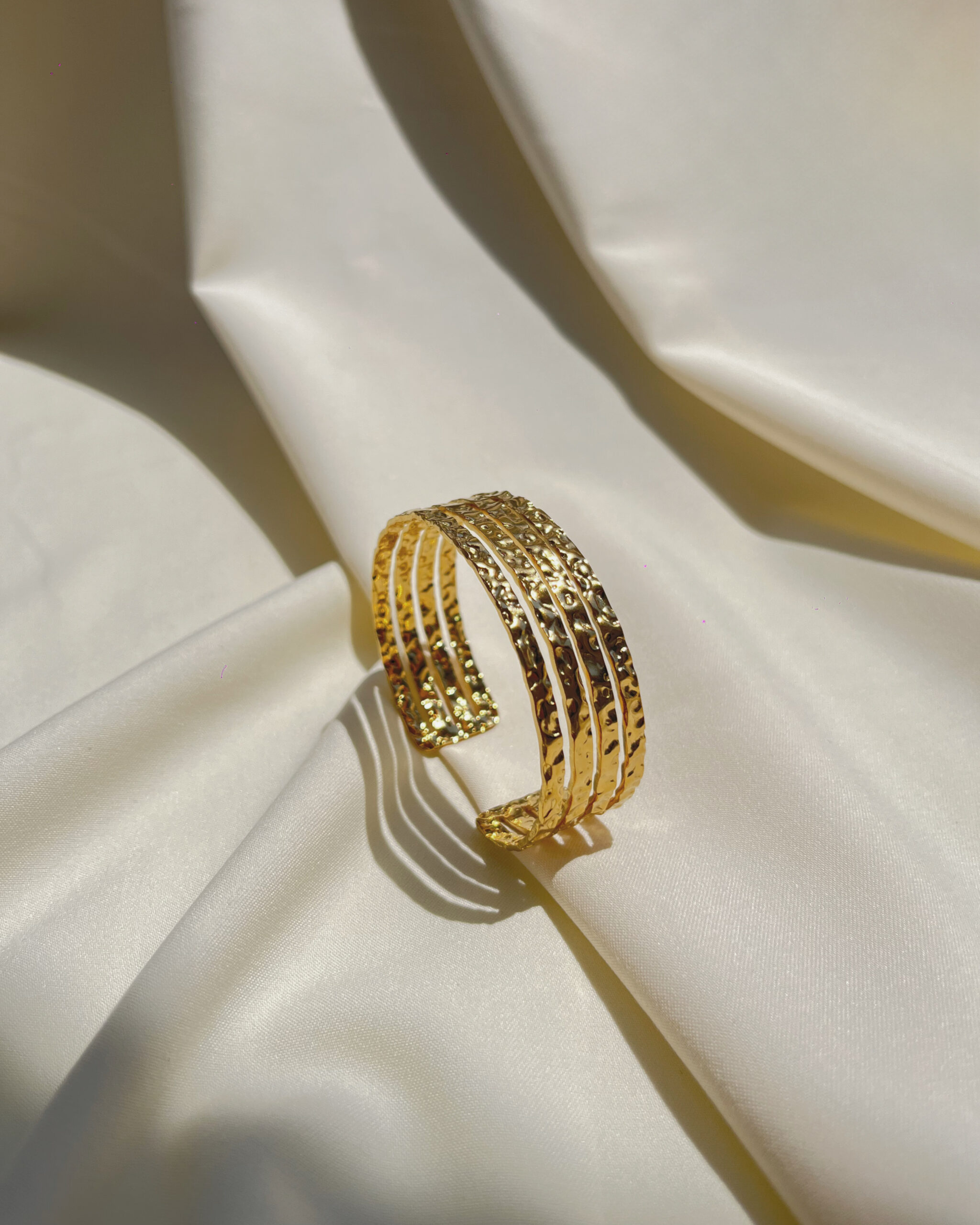 160354 Hera's Jewel - Image 1