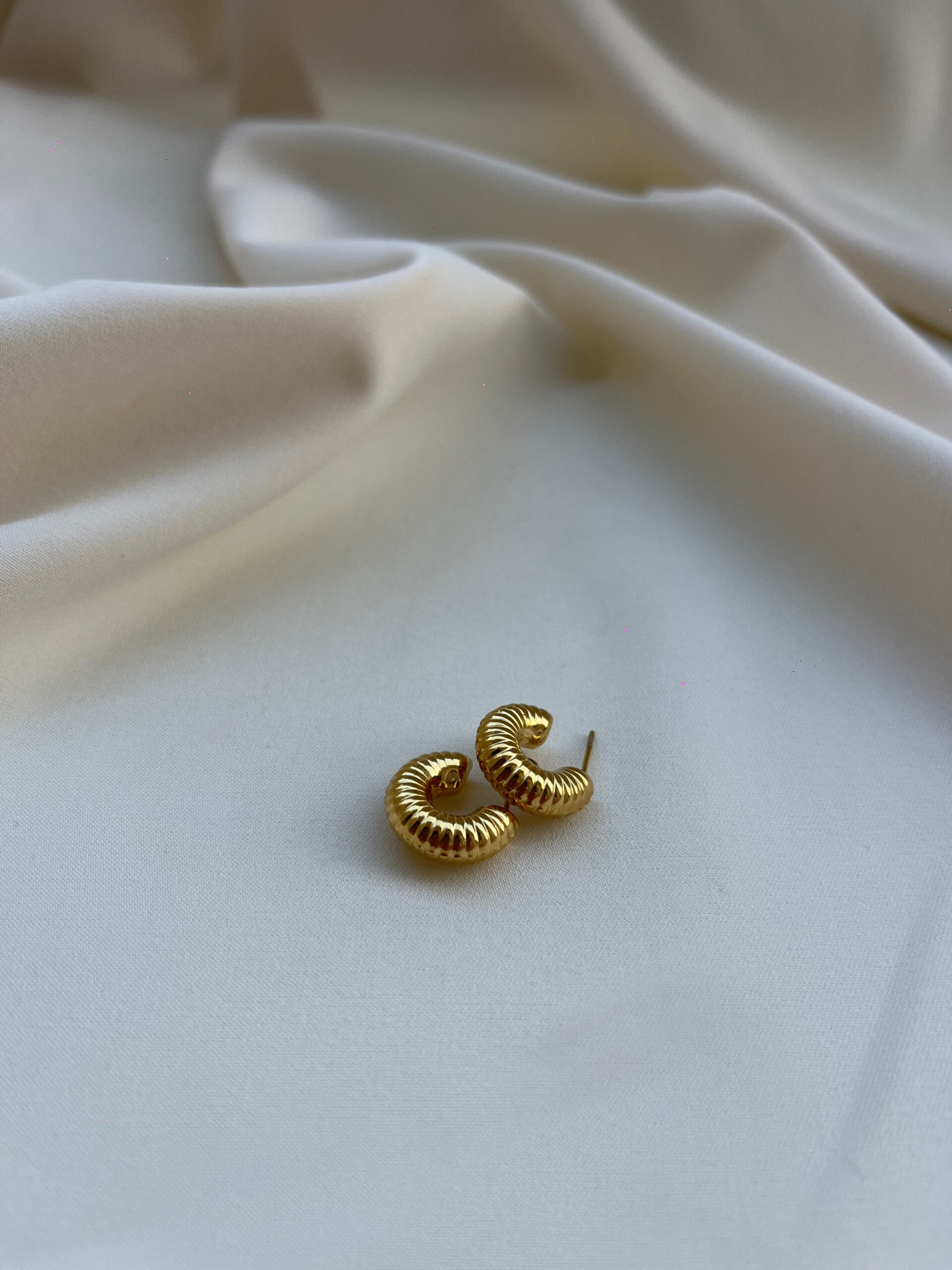 26681 Bold Curl - Image 1