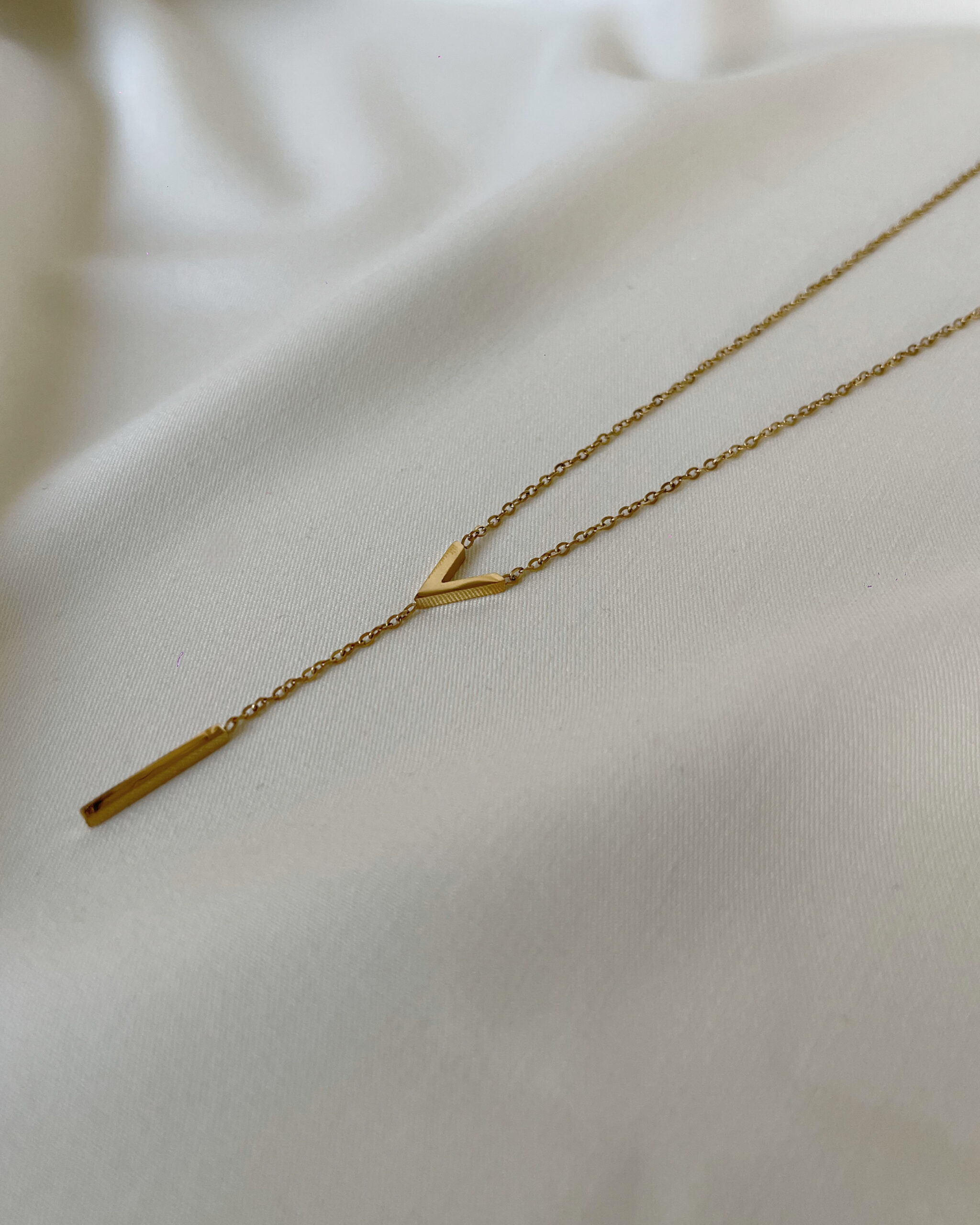 52568 Golden Whisper - Image 1