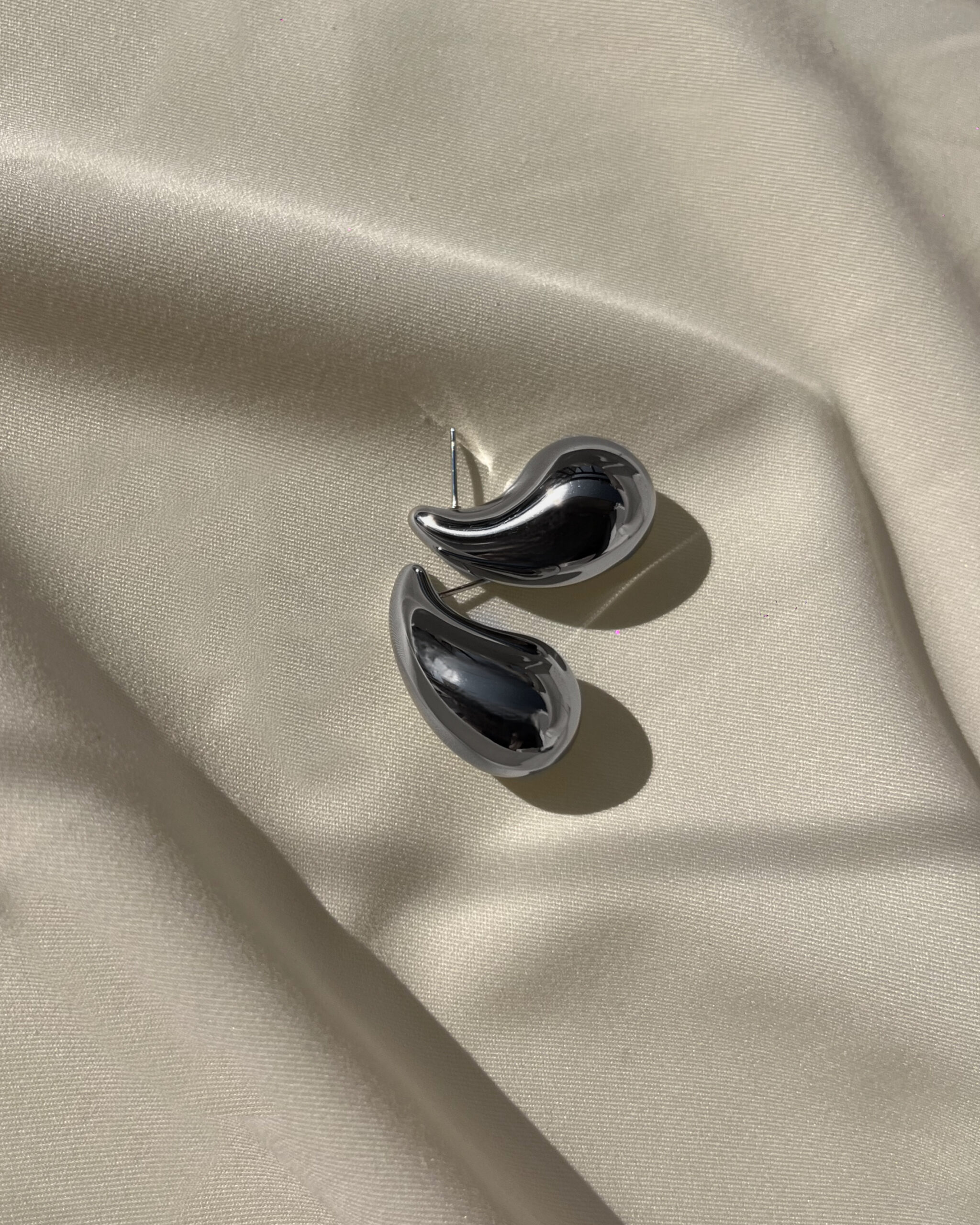 62175 Majestic Drip - Image 1