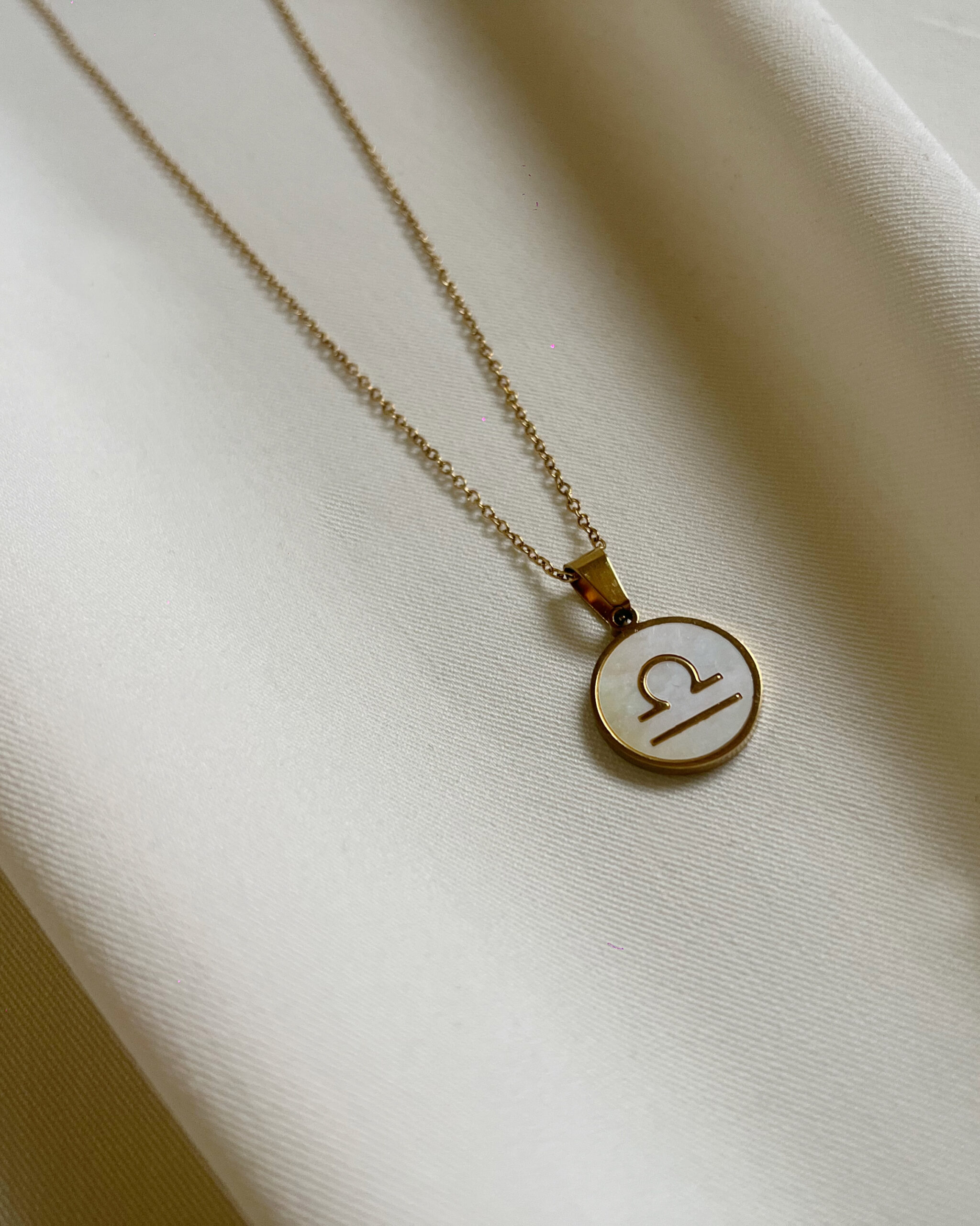 68442 Golden Libra - Image 1