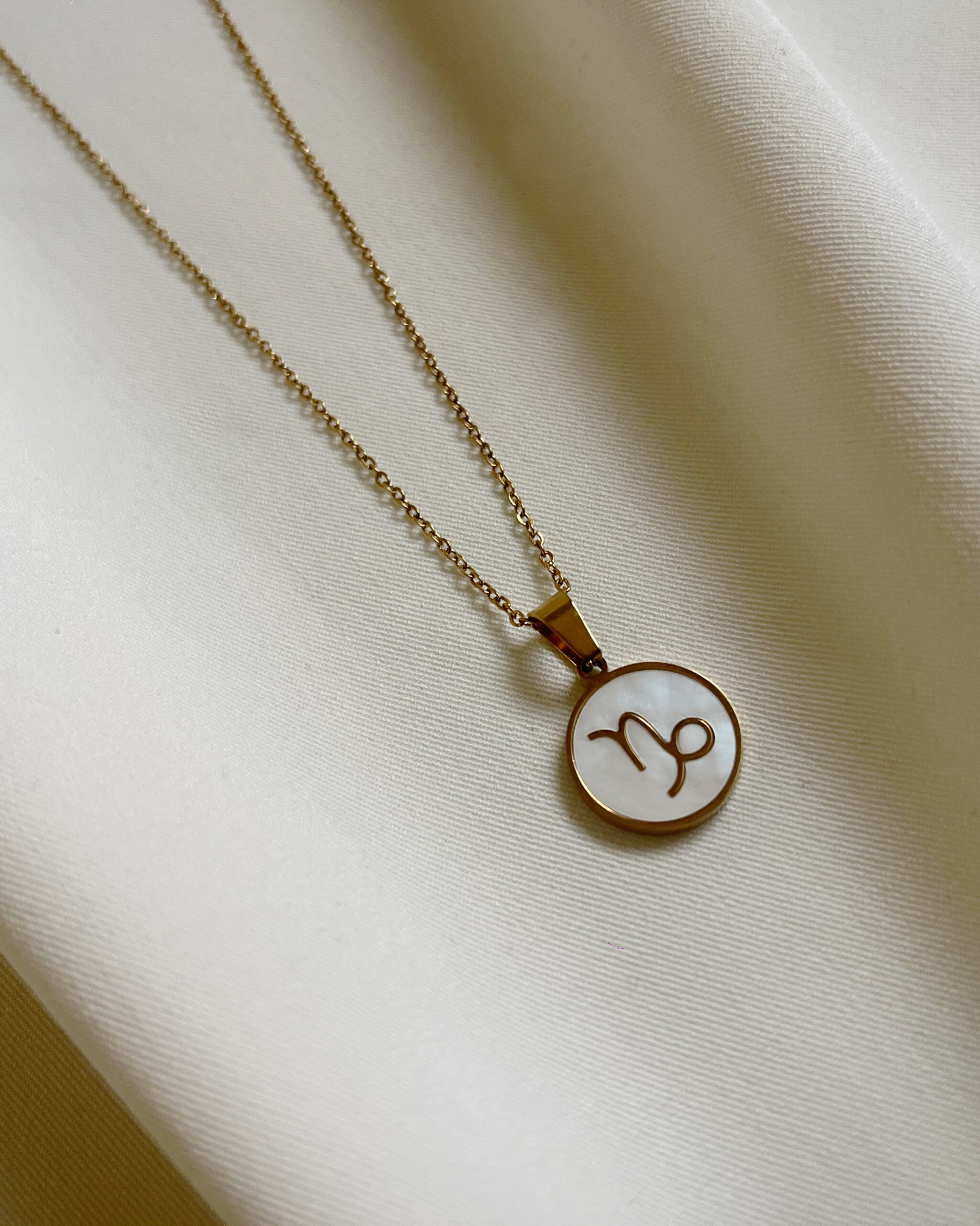 68444 Golden Capricorn - Image 1